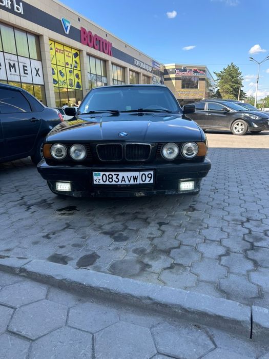 Продам  срочно бмв е34 без торга