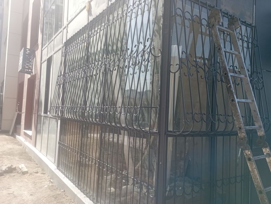 Решетки на окна кованые