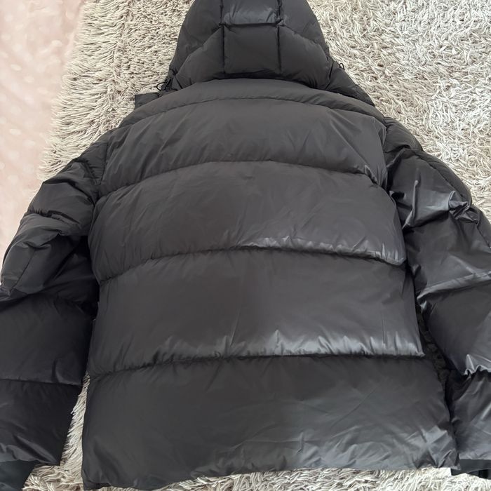 Geaca Burberry noua cu eticheta marime XL