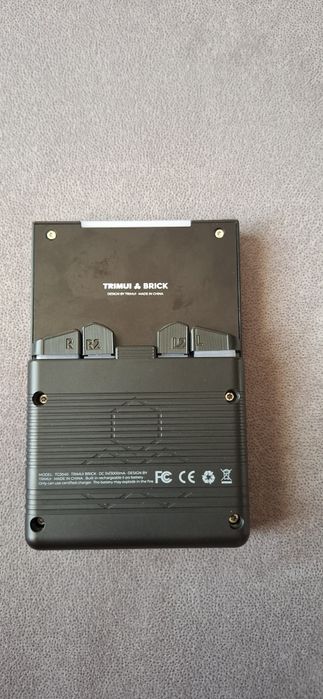 Consola retro trimui brick