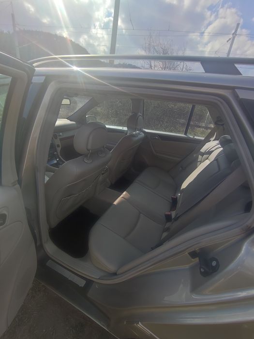 Mercedes Benz c220