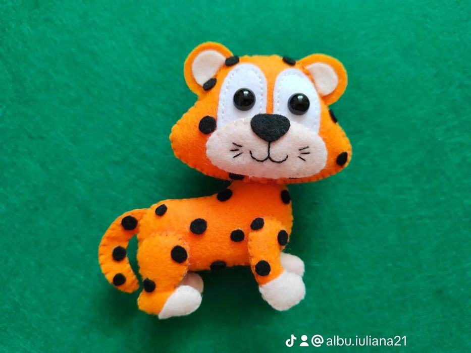 Figurine fetru pentru lumanari botez