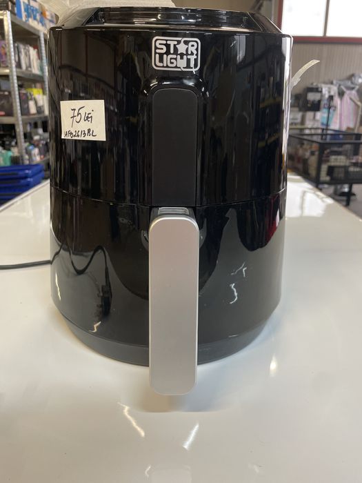 Friteuza fara ulei Star-Light Airfryer DAFB-2613BL, 1300W, 2.6L, Control Digital, 8 Programe Presetate, Negru