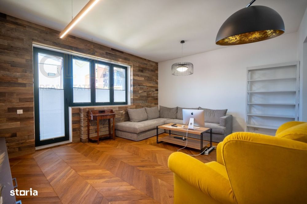 Apartament central, 4 camere, 100 mp, langa UMF