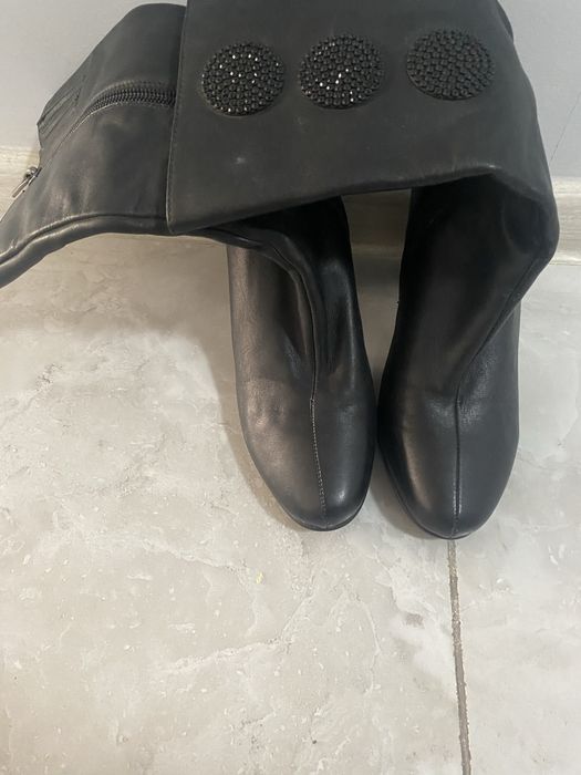 Продам сапоги новые