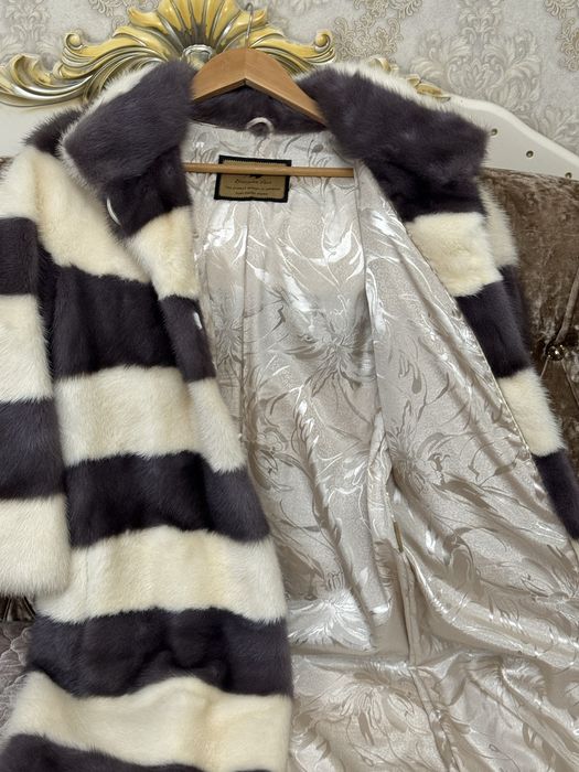 Продам две норковые шубы