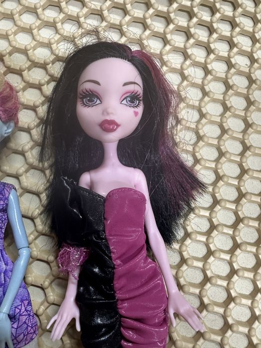 Продам кукол  монстр  хай!