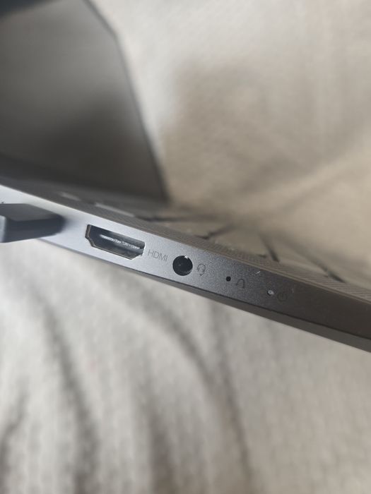 Лаптоп Lenovo IdeaPad 5 14ITL05