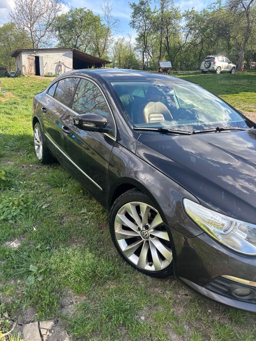 Vând Volkswagen Passat CC 2009 – 2.0 TDI 170 CP DSG – Euro 5