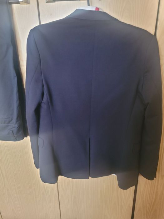 Костюм за тържествени случай