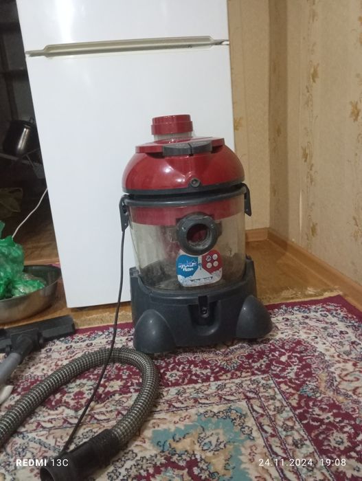 Продам моющий пылесос