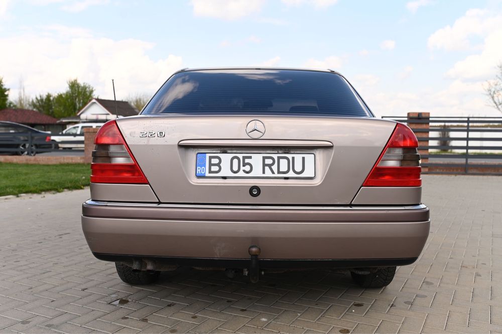 MERCEDES-BENZ E-Class 1993 — imagine 4