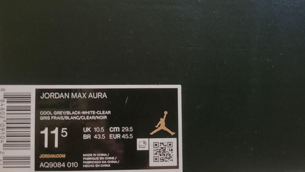 Jordan Max Aura Cool Grey