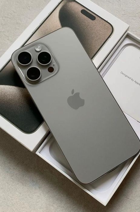 Продам айфон 15 про макс