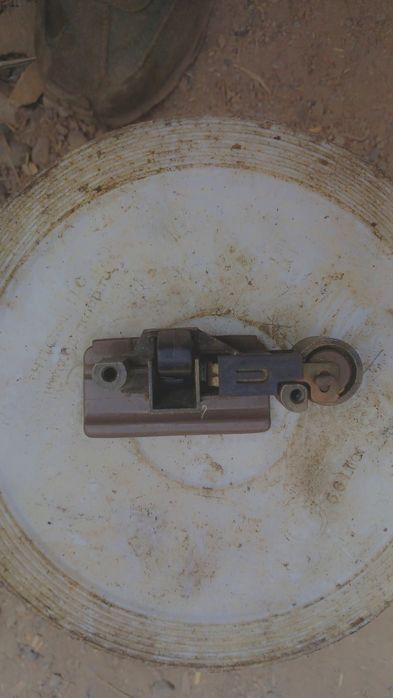 Ручка бордачка Мазда 323 и 626