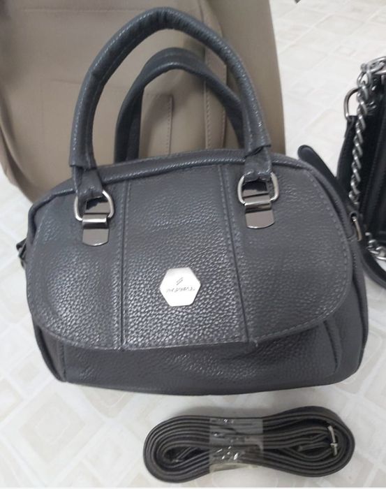 Сумкалар сатылады