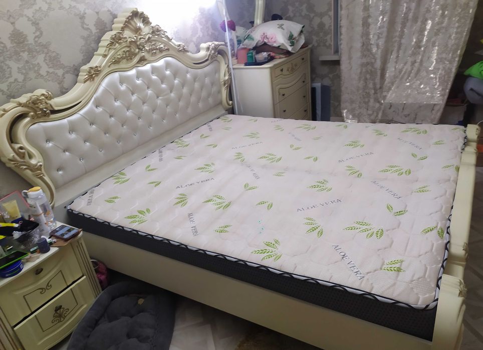 Кровать двухспальная