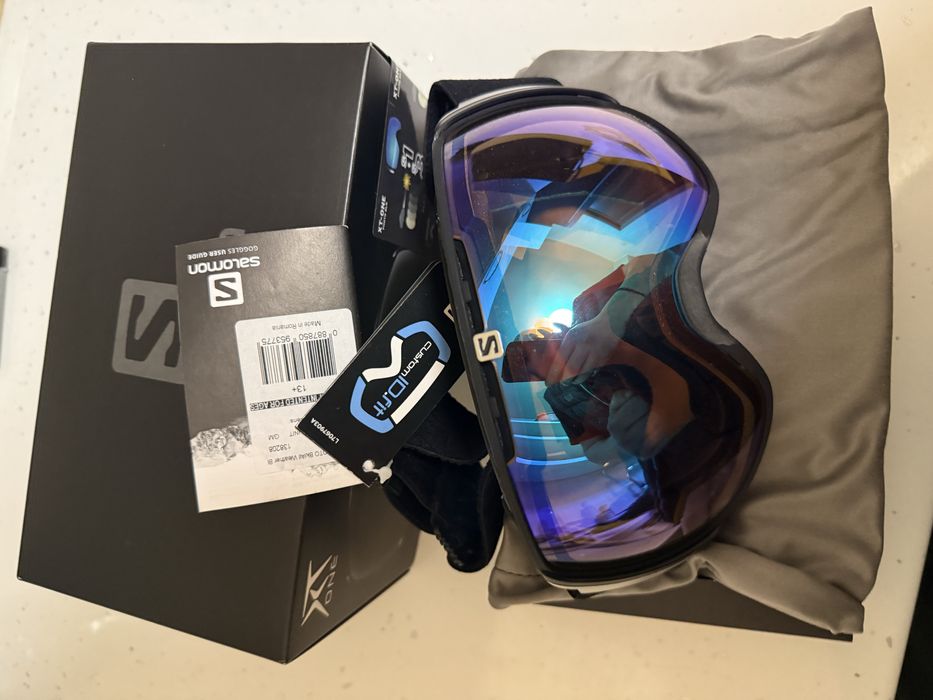 SALOMON Snowboard Goggles  model XT ONE