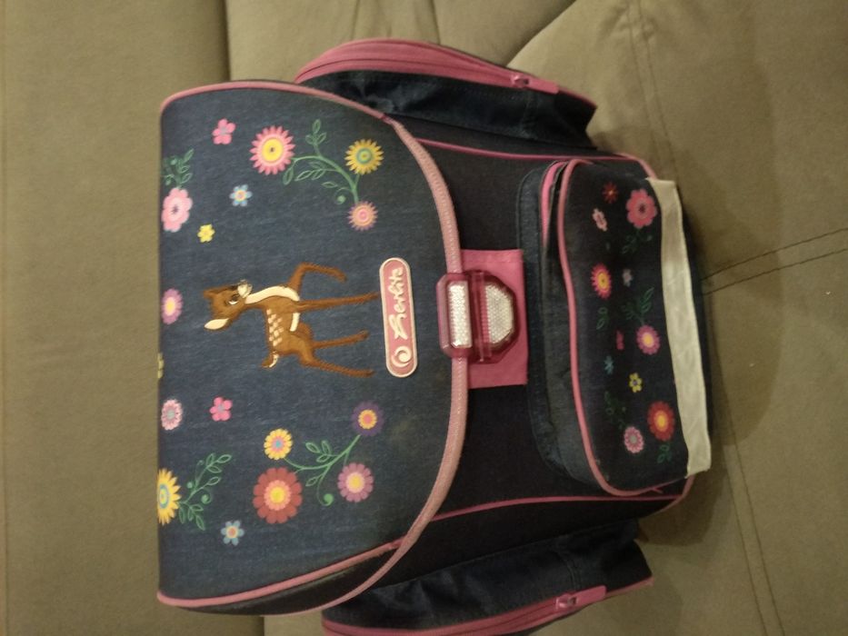 Висок клас ученическа раница