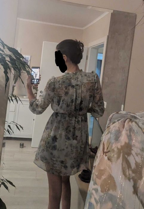 Rochie elegantă de zi Motivi