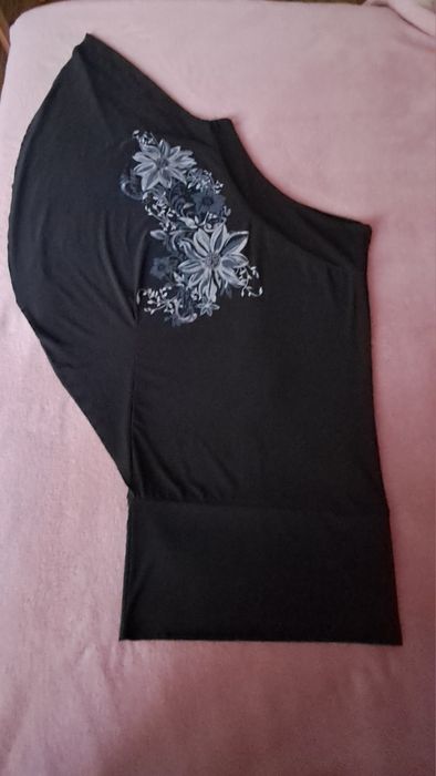 Асиметрична туника с цветя