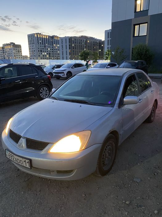 Продается Лансер 9, 2006 года