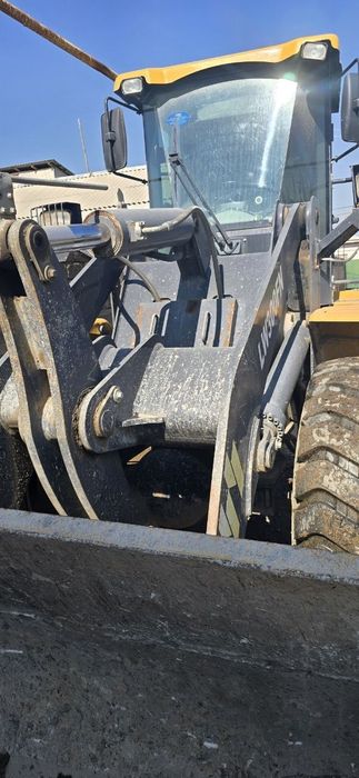 Погрузчик XCMG LW300FN 1.8m3 Рычаг