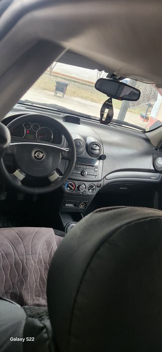 Nexia 3 yili 2018 yurgani 220000 kiraska bor