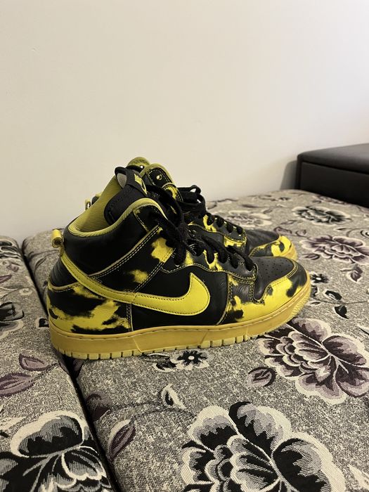 Nike Dunk acid wash