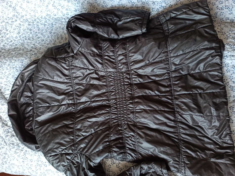 Дамски зимни и пролетни якета