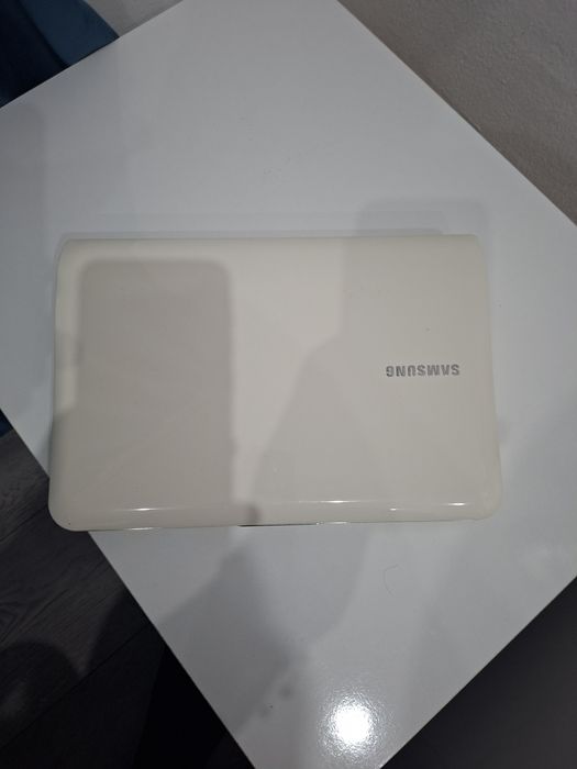 Vand leptop samsung