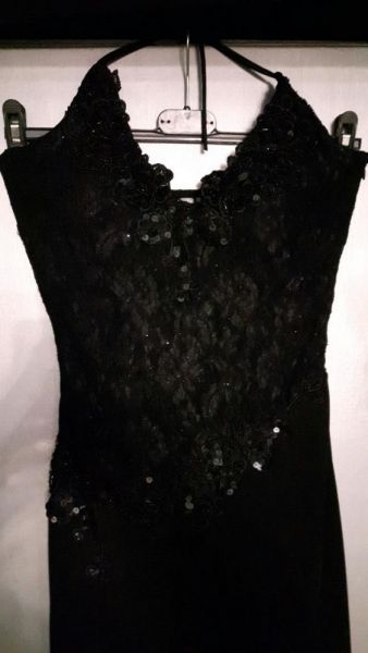 Официална/Бална Рокля "INVITO"38-S/M рр.