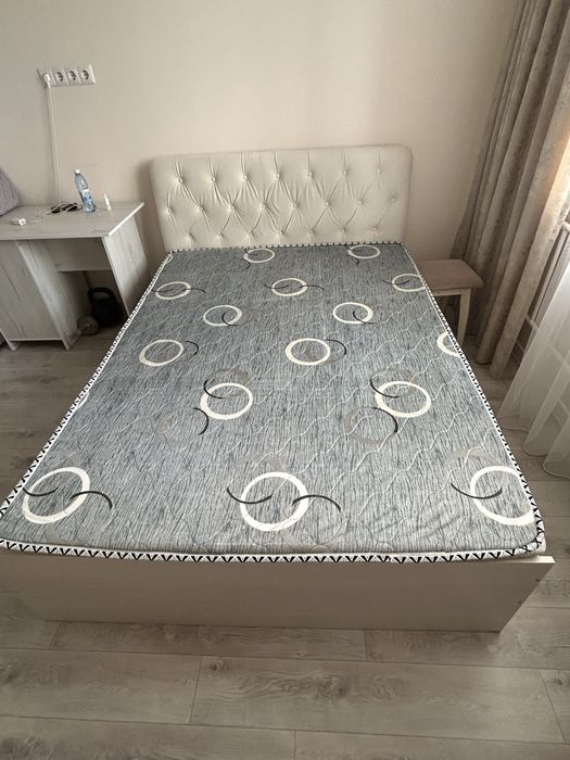Продам кровать 160х200