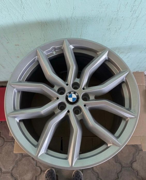Оригинальные диски на BMW X5.