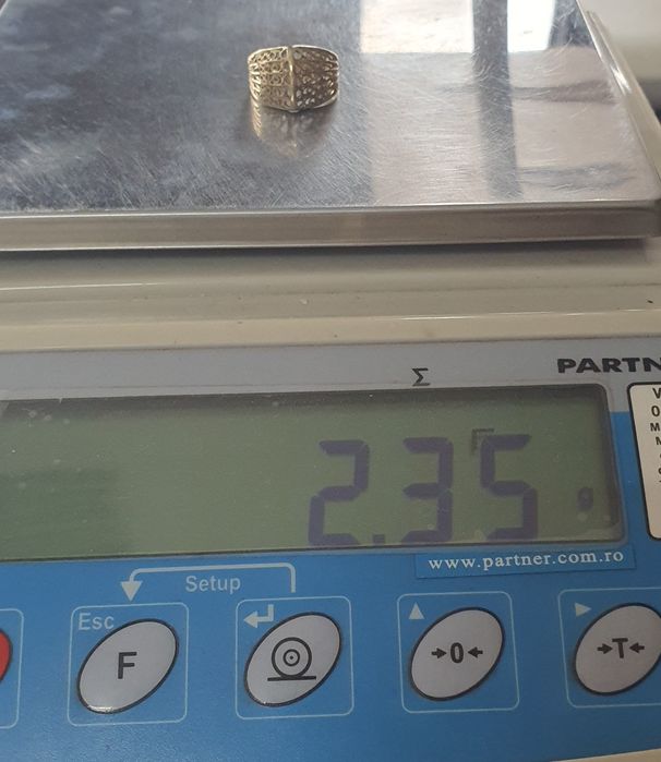 Inel din aur de 14K – mărimea 56, gramaj 2,35 g