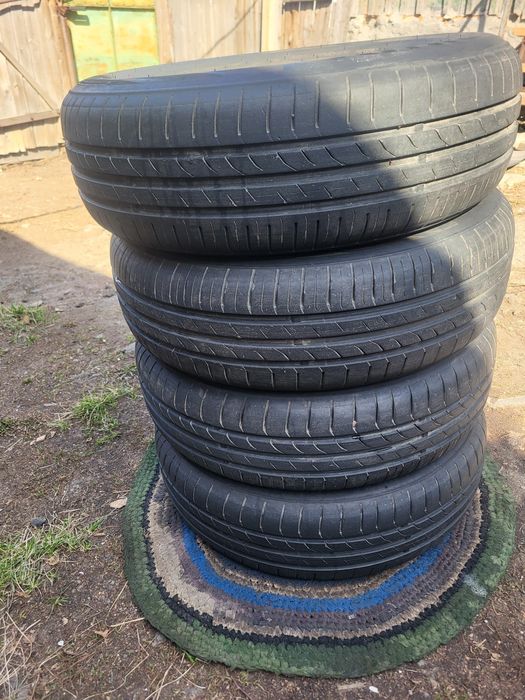 Продам комплект шин