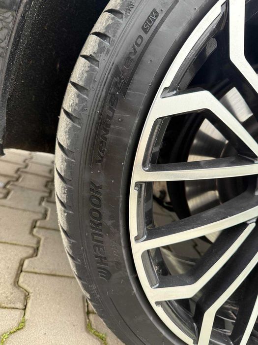 AUDI SQ7 АУДИ Джанти  Гуми 285/35/22