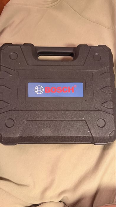Продам шуруповерт BOSCH новый