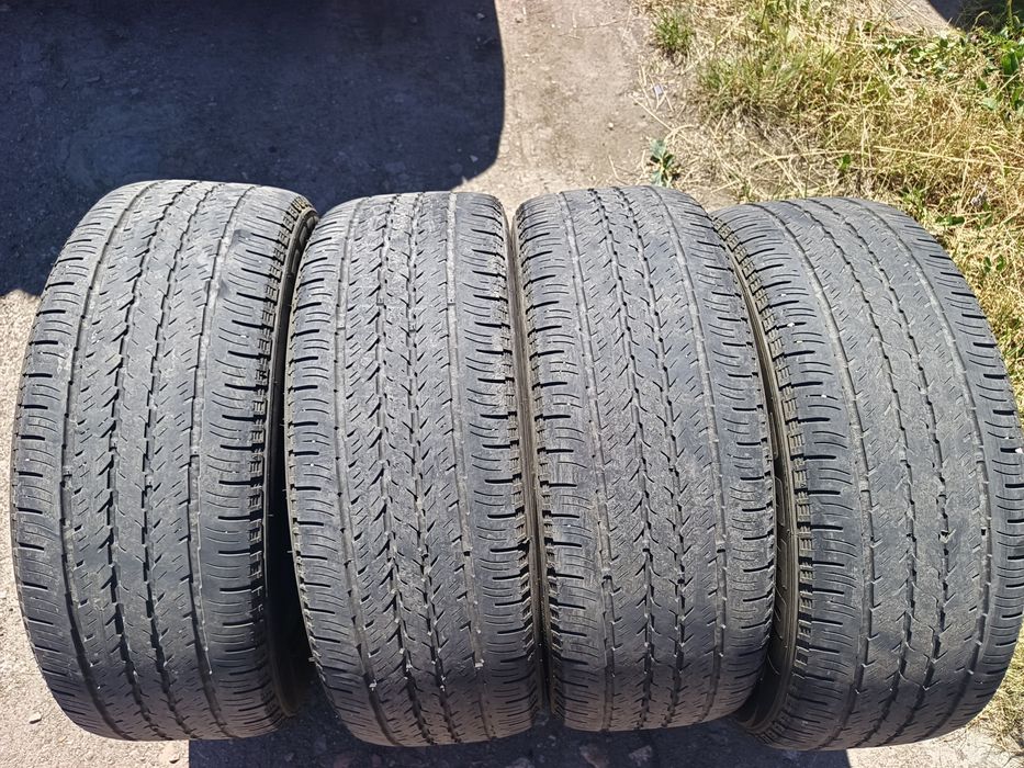 Продам комплект резины на 19