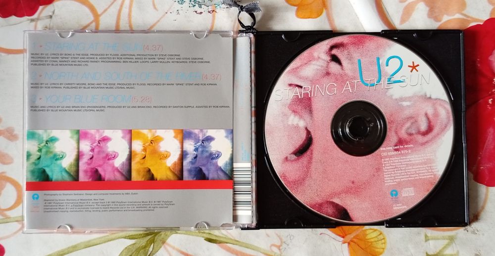U2 - Staring At The Sun (CD)