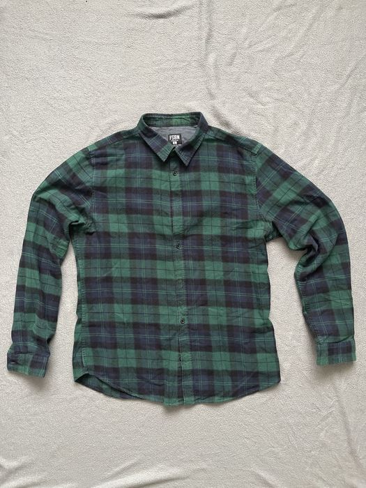 Рубашки продаются