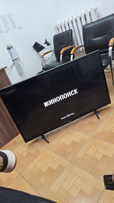 LG телевизор 100 см