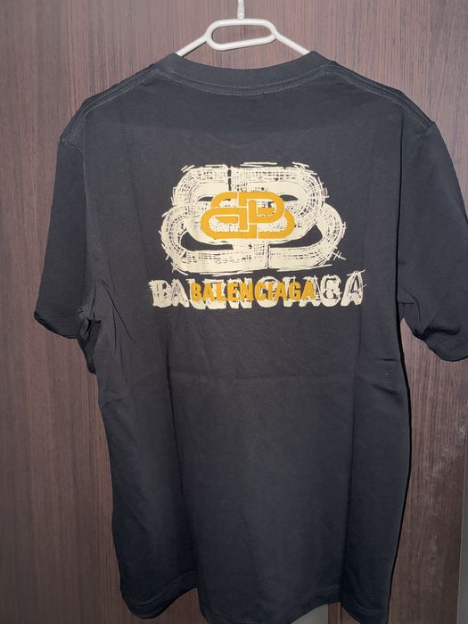 tricou balenciaga