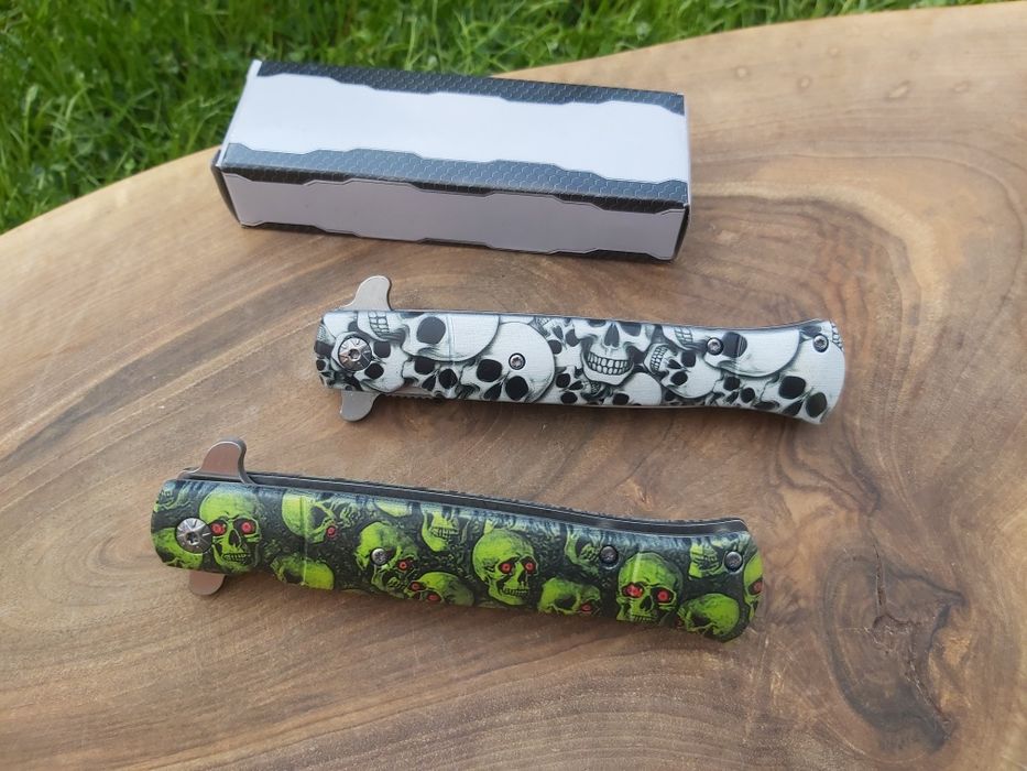 сгъваем нож с дизайн черепи,два модела