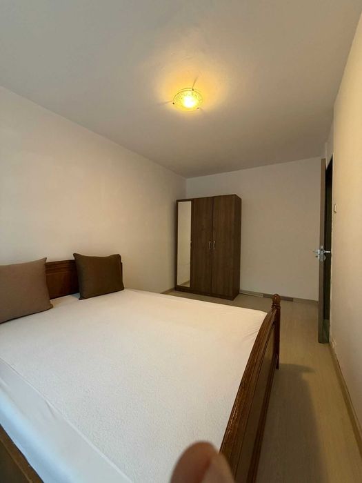 Apartament 2 camere str.Zizinului C.Civic