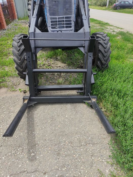 Трактор МТЗ 82  .