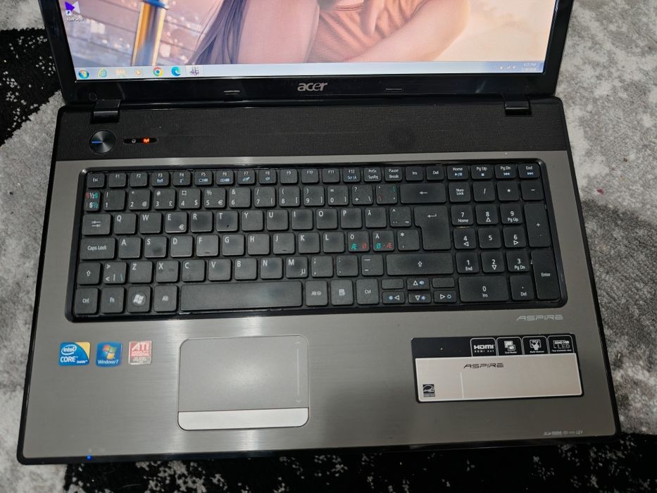 Laptop Acer Aspire i3
