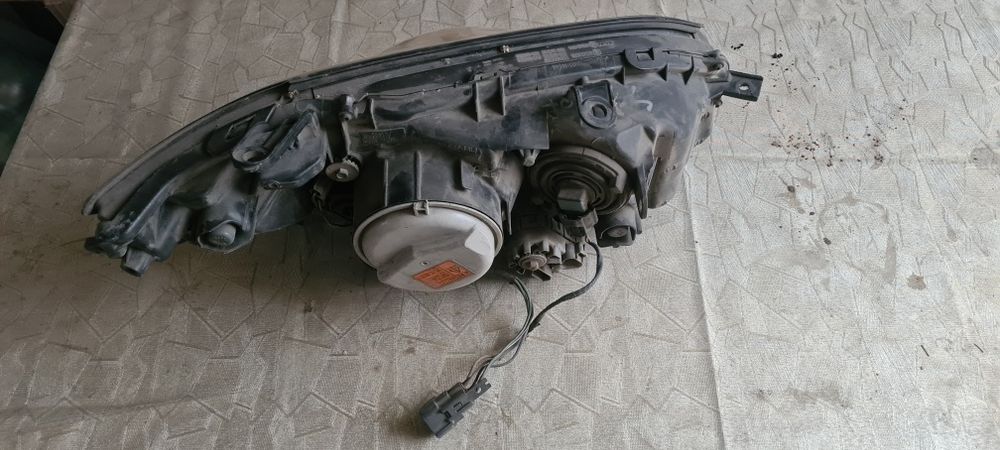 Фара левая на субару легаси bl