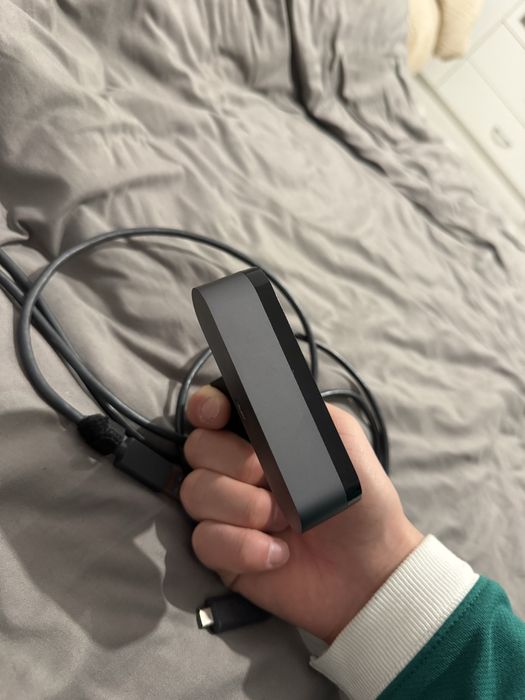 Продам Вебкамеру Logitech