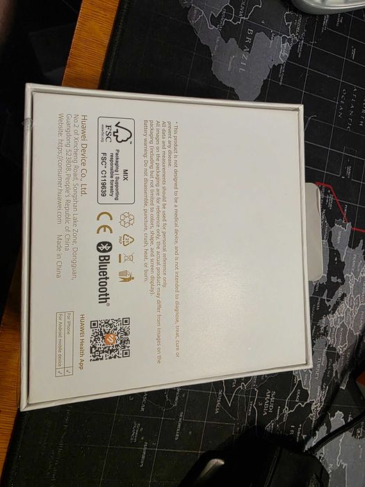 Продам смарт часы huawei fit 4 pro